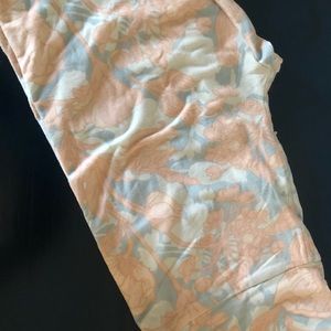 LuLaRoe OS leggings